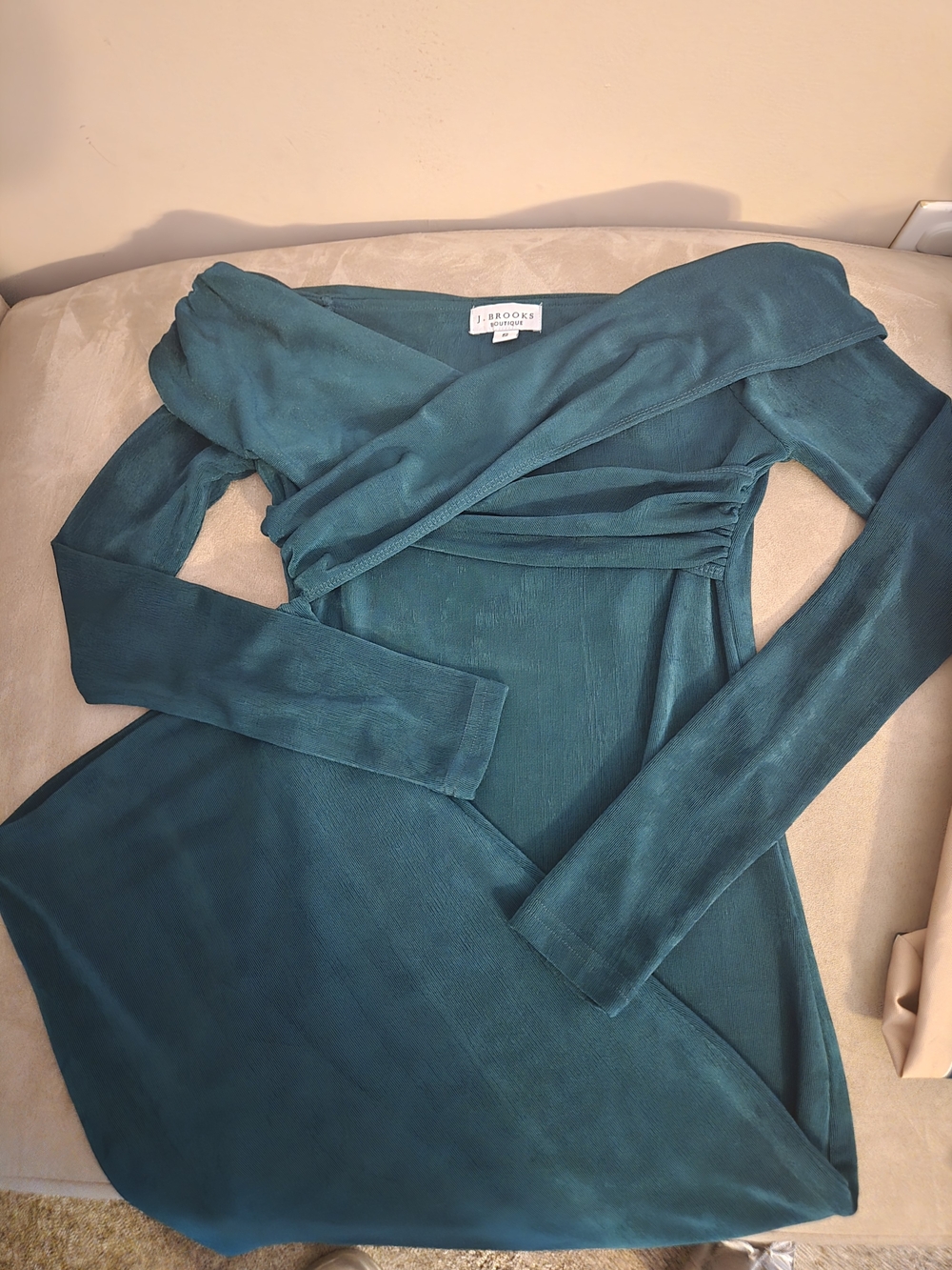 J. Brooks Emerald Off-Shoulder Long Sleeve Midi Dress - Picture 4 of 4